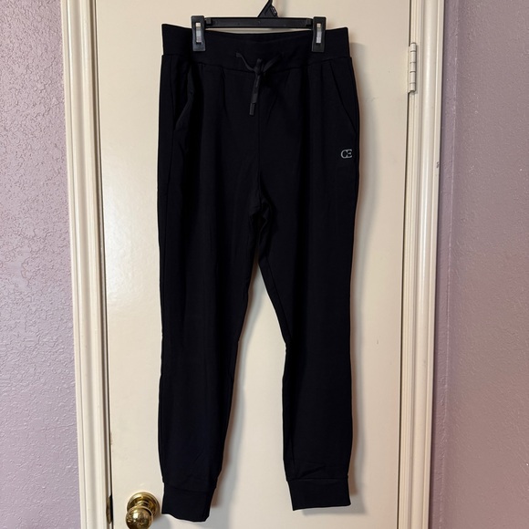NWT Cozy Earth Women's Brushed Bamboo Jogger Set size Medium - Picture 11 of 15